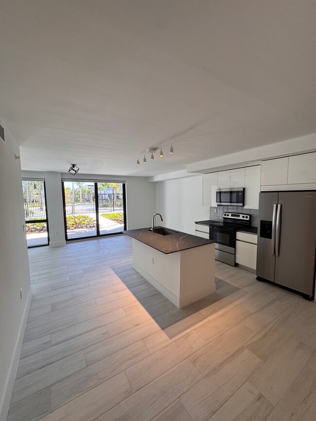 4320 NW 7th St unit S1, Plantation, FL 33317 - photo 2