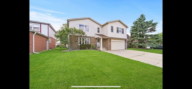 1105 E Ardyce Ln unit 2, Mount Prospect, IL 60056 - photo 2