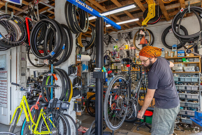 Locals living near Fountain Avenue can visit 13th Street Bike Shop for all repairs.