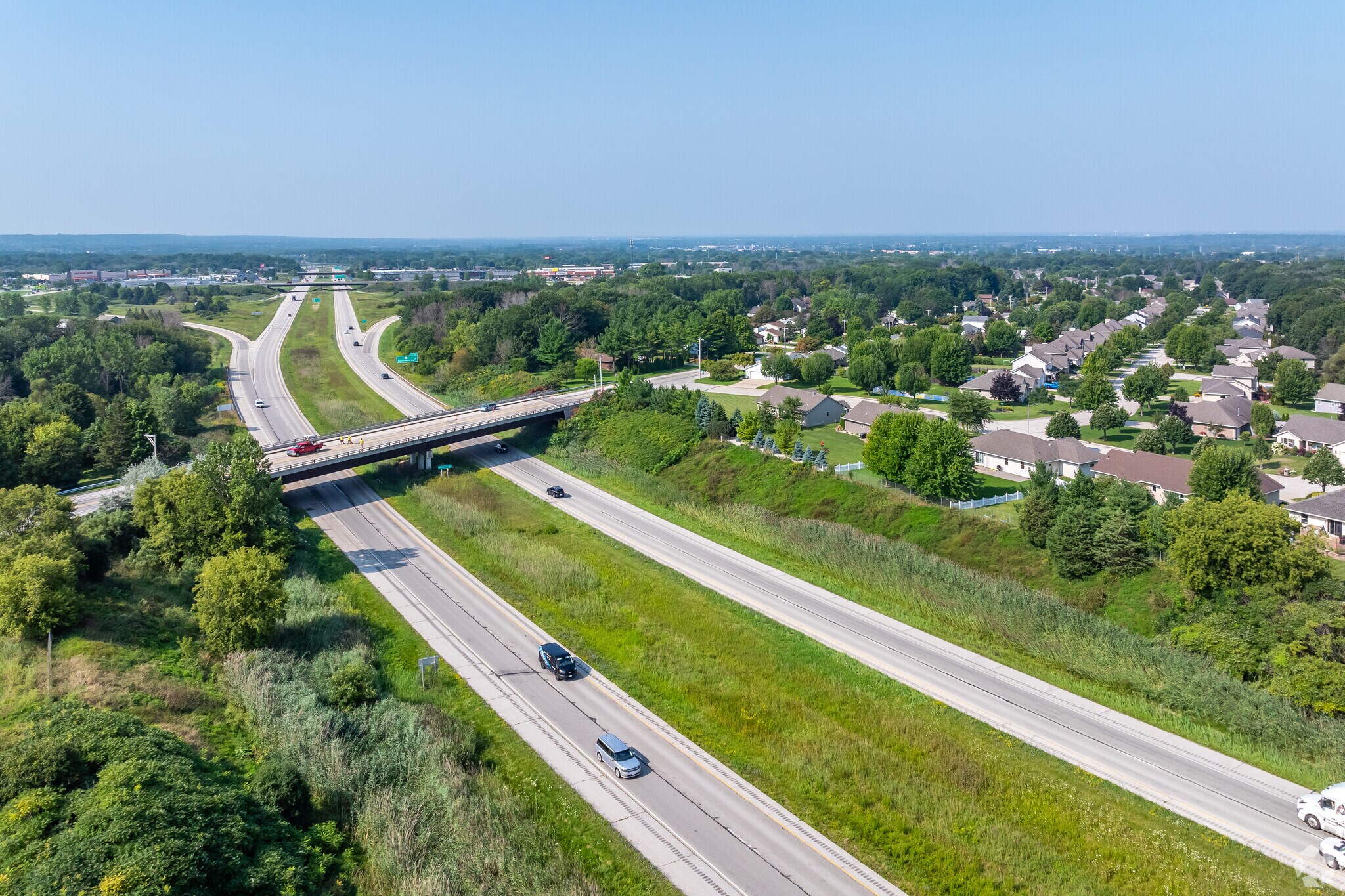 Wilder Park residents have easy access to I43 and commuting throughout Green Bay.