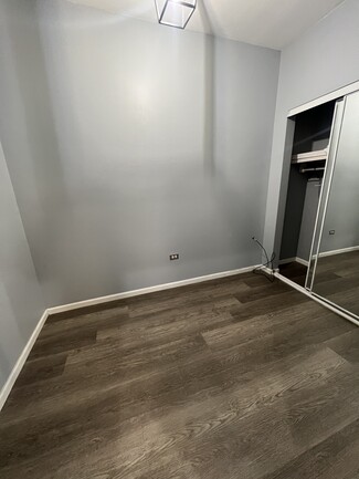 2420 S Whipple St Unit 1, Chicago, IL 60623