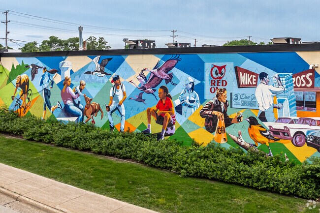 A beautiful mural adorns the side of Erik's Bike Shop in Texa-Tonka.