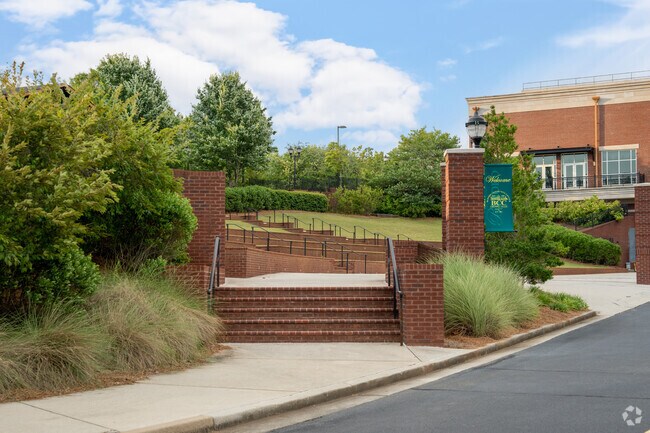 Buford's Community Center is abundant in well-landscaped lush greenery.