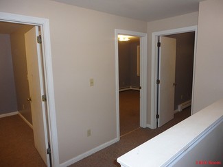 121 Taft Ave, Portland, ME 04102