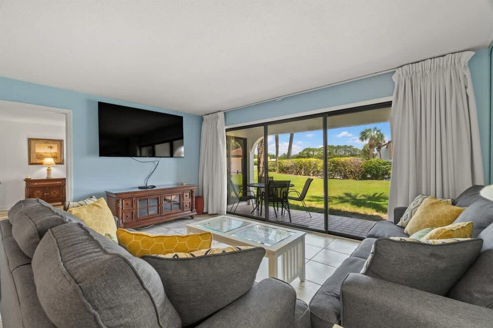 520 N Richard Jackson Blvd unit ID1354906P, Panama City Beach, FL 32407 - photo 1