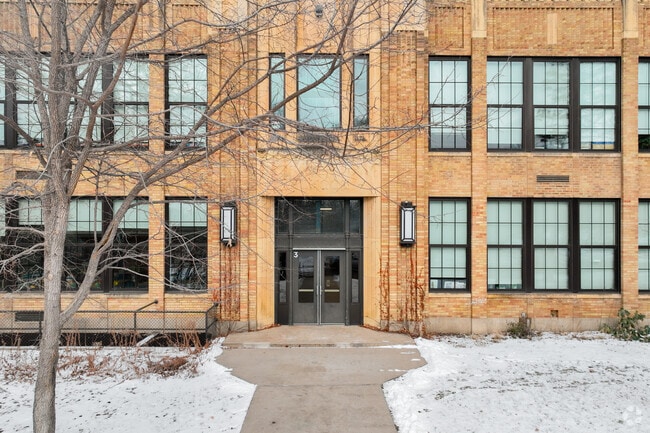 Horace Mann School is a public school located in Saint Paul, MN.