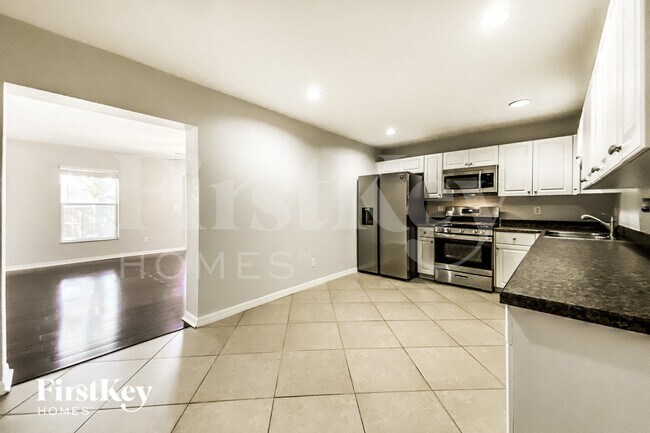 6017 Kiteridge Dr, Lithia, FL 33547 - photo 6