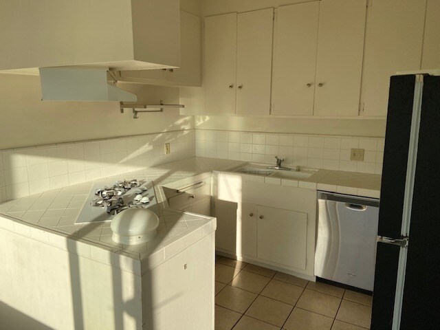 8341 W Manchester Ave unit 4, Playa Del Rey, CA 90293 - photo 4