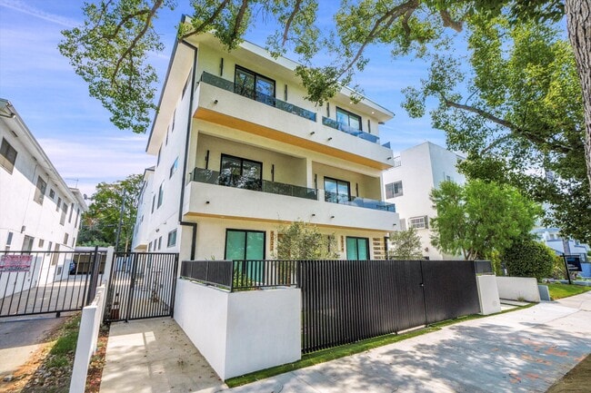 5024 Cahuenga Blvd, North Hollywood, CA 91601 - photo 6