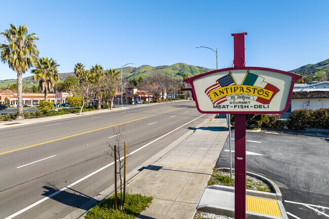 Antipasto's By De Rose is a local favorite in Alum Rock.