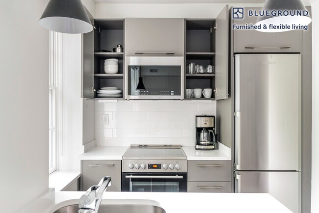 816 Potomac Ave SE unit FL1-ID1154, Washington, DC 20003 - photo 4