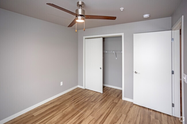 1BR, 1BA - 586SF Bedroom