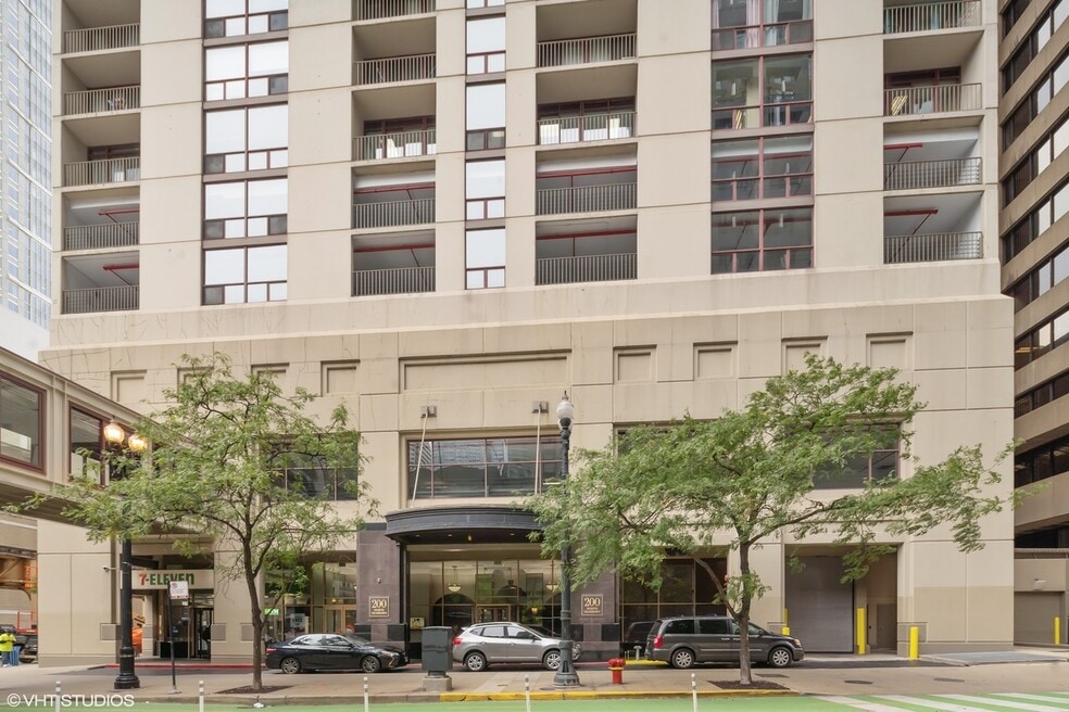 200 N Dearborn St unit 2208, Chicago, IL 60601 - photo 1