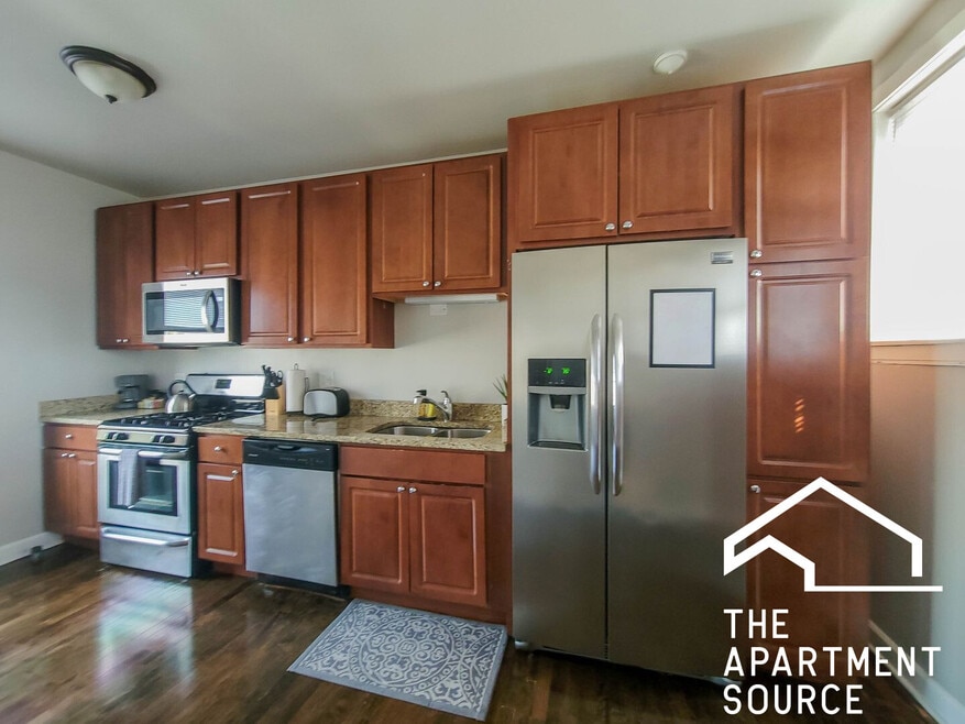 5075 N Wolcott Ave unit 1, Chicago, IL 60640 - photo 1