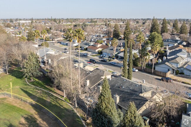 Row of many unique homes on Tudor Row Dr.