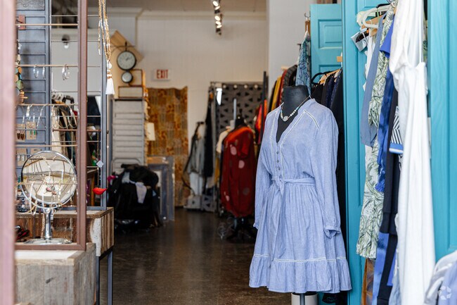 Local boutiques line 6th street, south of North Bay-Shorecrest.