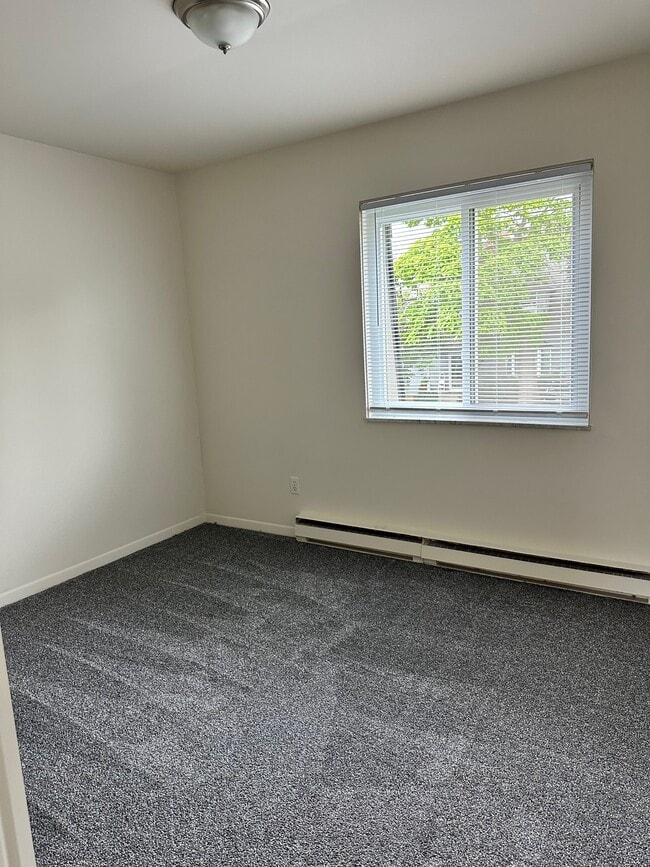 1609 River Rd unit 4, Saint Clair, MI 48079 - photo 7