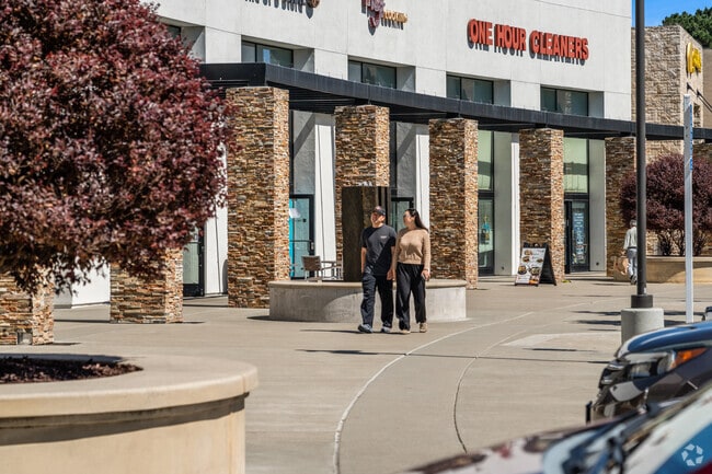 Monte Verde offers convenient shopping options, with local stores just a short walk away.