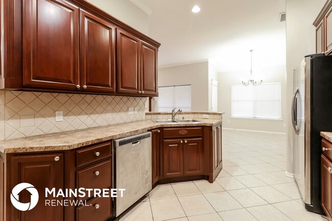 201 Stone Ridge Ln, Midwest City, OK 73130 - photo 6