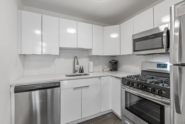 1136 Crescent Ave NE unit FL2-ID1356284P, Atlanta, GA 30309 - photo 5