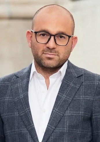 Agent Photo