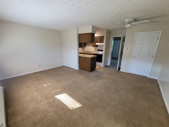 1310 Louisville Rd unit 102, Frankfort, KY 40601 - photo 2