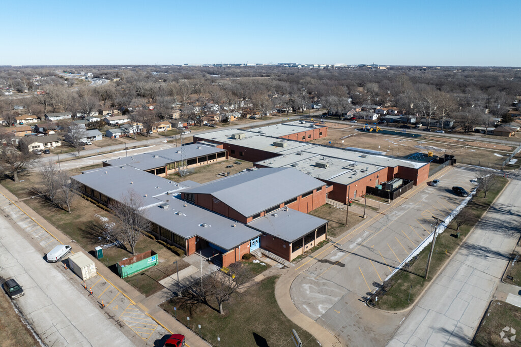 White Elementary School is a popular schooling option in the area.