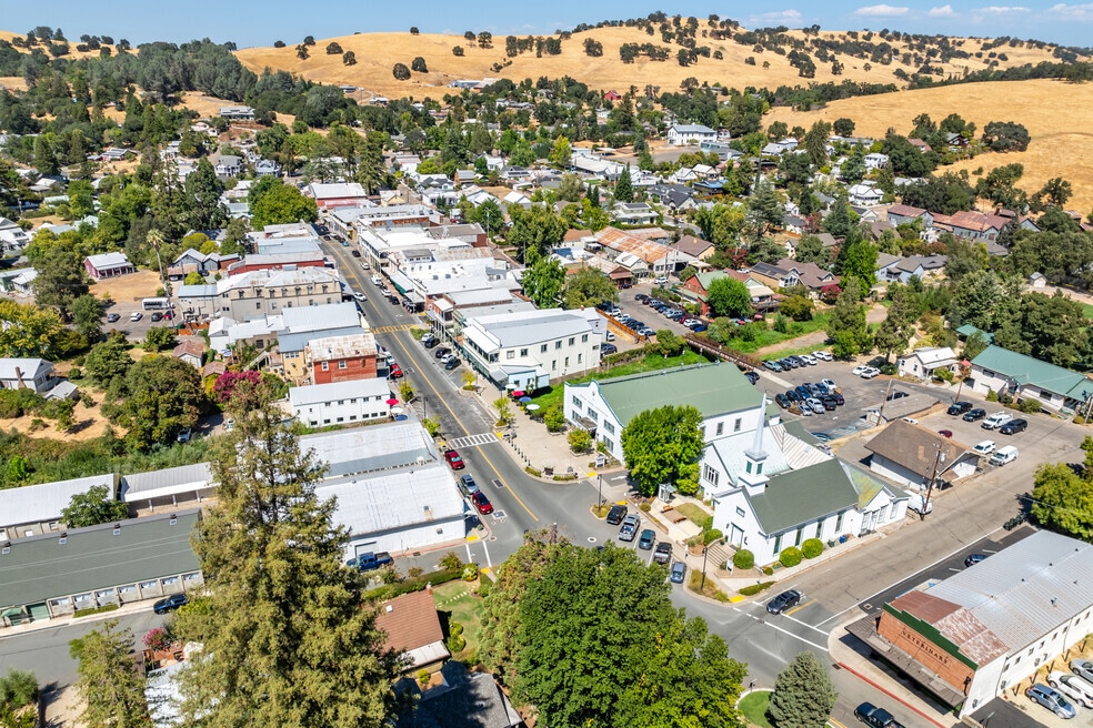 SutterCreek_1028207_TH_090325_FINAL
