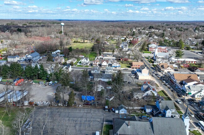 The quiet community of Englishtown is located between New York City and Philadelphia.