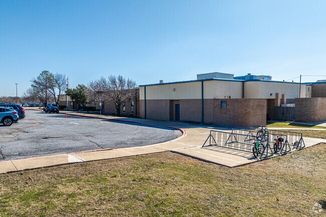 Grace E Hardeman Elementary School is a part of Fort Worth ISD.