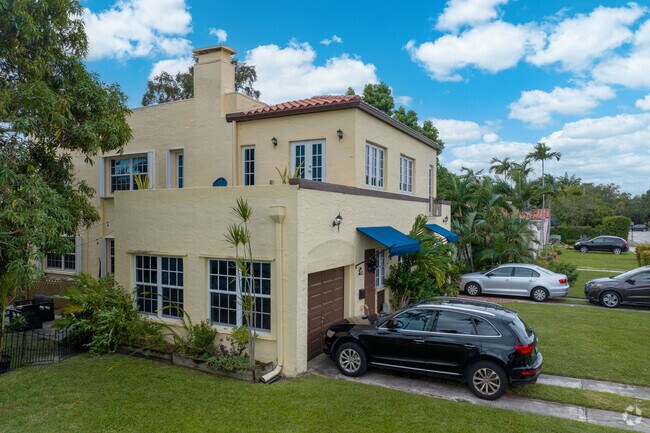 Apartments in old repurposed homes can be found in West Flagler.