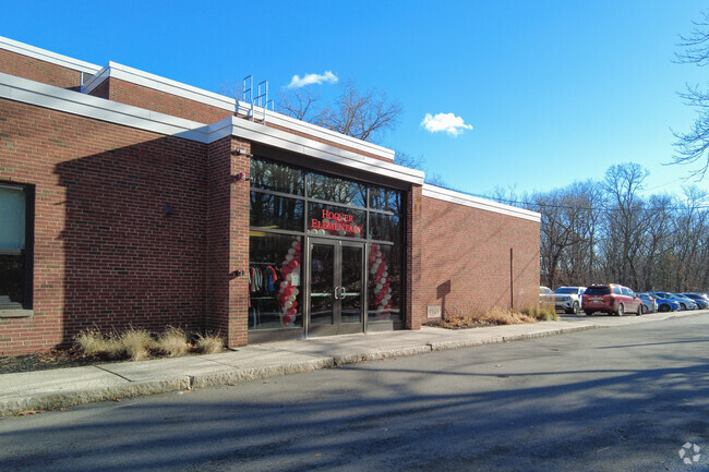 Hoover Elementary School in Melrose has an overall score of A- on Niche.