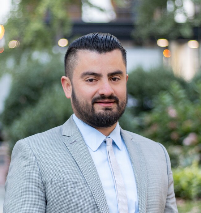 Agent Photo