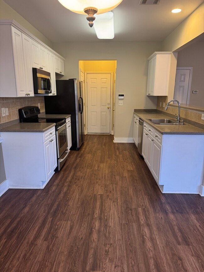 113 Honey Creek Ln, Nashville, TN 37211 - photo 3