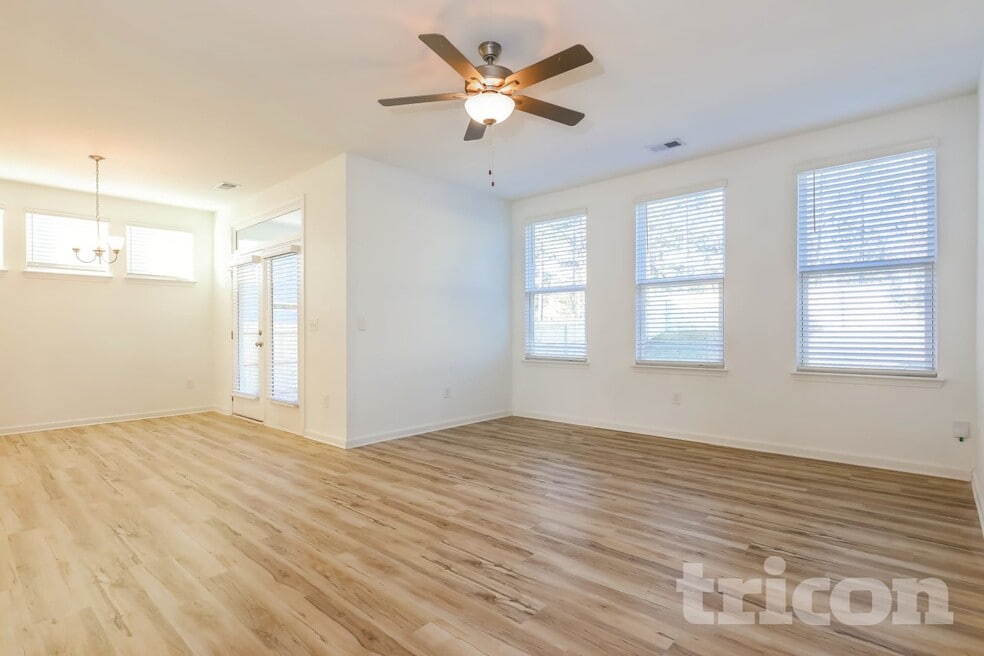 425 Freeport Way, McDonough, GA 30252 - photo 1