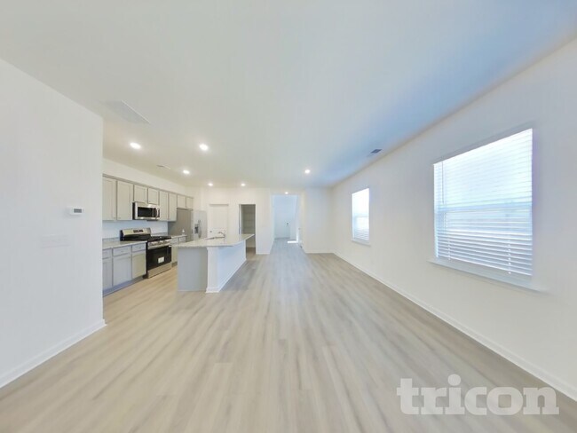 1940 Logan Ln, Conyers, GA 30094 - photo 3