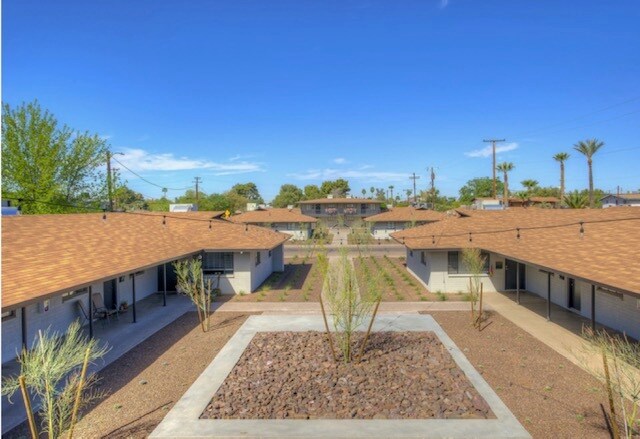 746 W Turney Ave unit 9, Phoenix, AZ 85013 - photo 2
