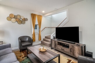 334 S Wisconsin Ave Unit ID1285085P, Villa Park, IL 60181