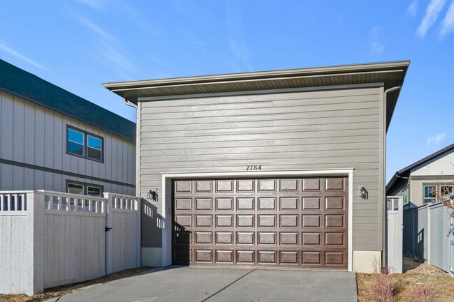 7184 S Sage Run Rd, West Jordan, UT 84081 - photo 5