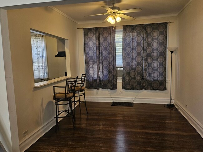 6942 S Dante Ave, Chicago, IL 60637 - photo 6