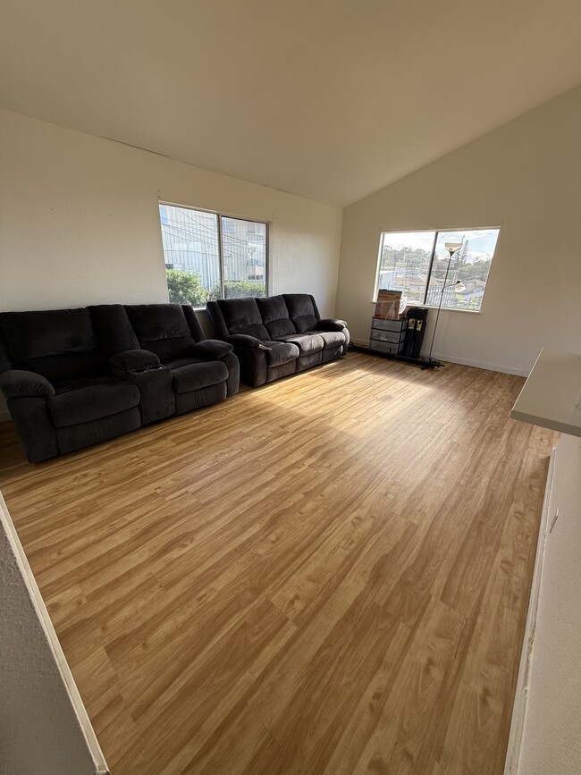 No furniture included
