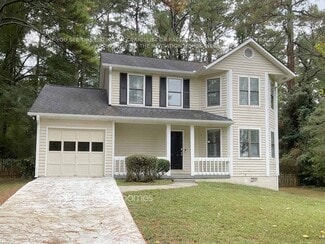 3364 Dearwood Dr SW, Lilburn, GA 30047
