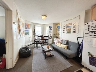 75 Hammond St Unit 3, Boston, MA 02120