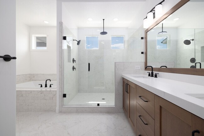 6527 W Barneys Creek Way, West Jordan, UT 84081 - photo 4