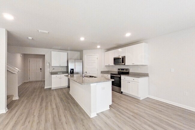 4726 Malay Cir, Milton, FL 32571 - photo 4