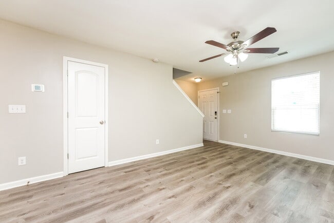 1223 To Lani Path, Stone Mountain, GA 30083 - photo 4