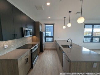 199 Gardner St Unit 402, Boston, MA 02132