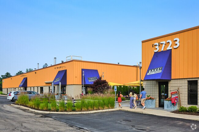 On the north end of Pittsfield, you'll find Zingerman’s Bakehouse full of freshly baked bread.