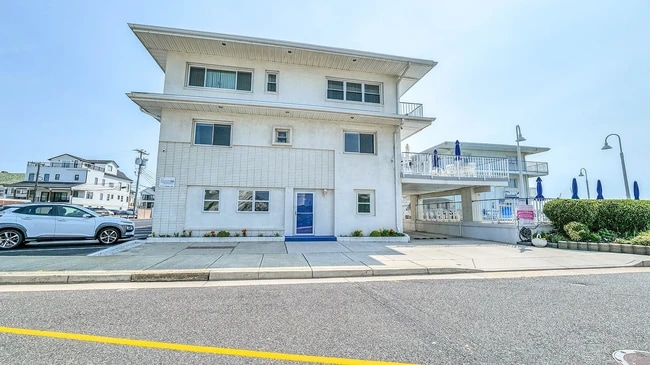 5800 Boardwalk unit 100, Ventnor City, NJ 08406 - photo 2