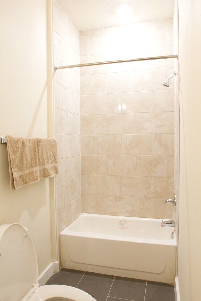 6032 Market St unit 3, Philadelphia, PA 19139 - photo 7